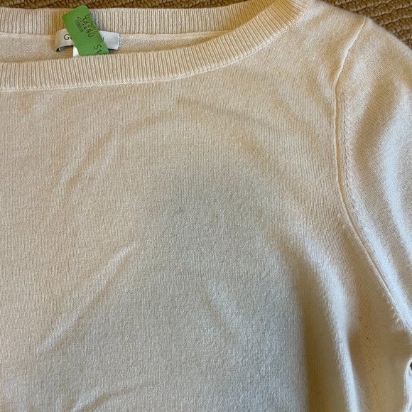 Garnet Hill Cashmere Sweater - Picture 4 of 6